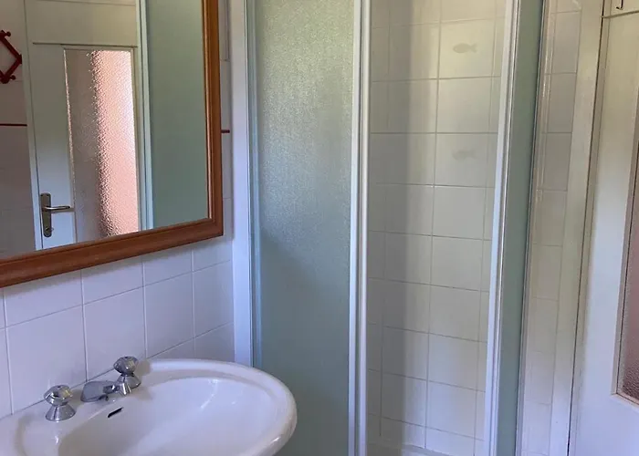 Natura Tra Bosco E Castelveccana