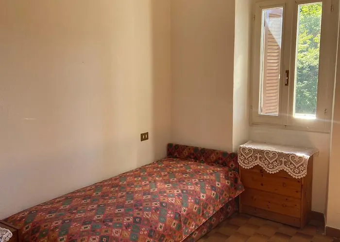 Natura Tra Bosco E Castelveccana